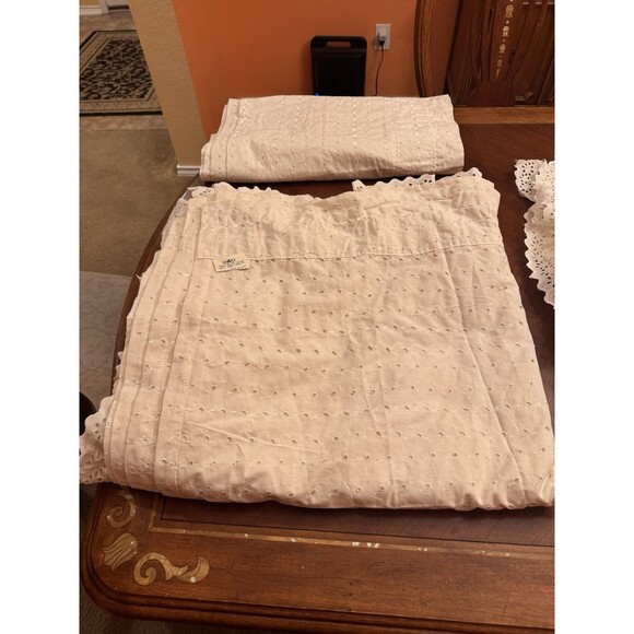 Dan River Window Curtain 40X87 & 3 Valences 19X83 inches White Eyelet - Picture 1 of 8